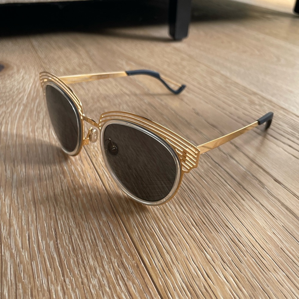 Dior • Enigme 51mm Gold Sunglasses - Picture 11 of 12